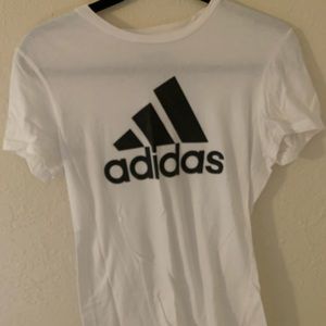 Adidas T-shirt